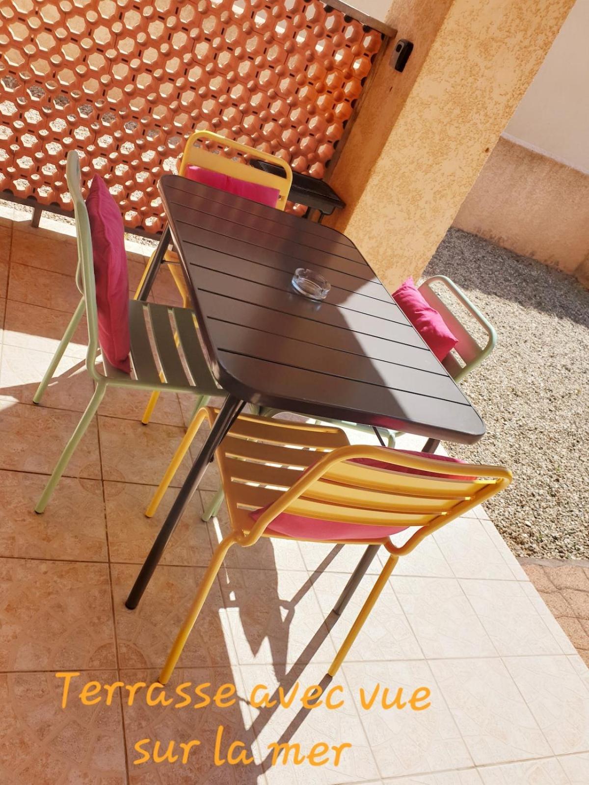 Appartement au cœur de Solenzara vue mer Sari-Solenzara Exterior foto